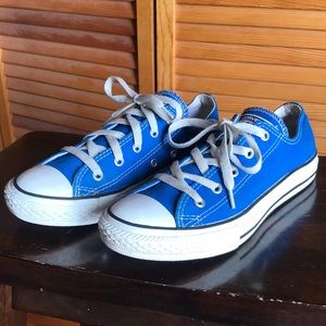 Blue Converse All-Star